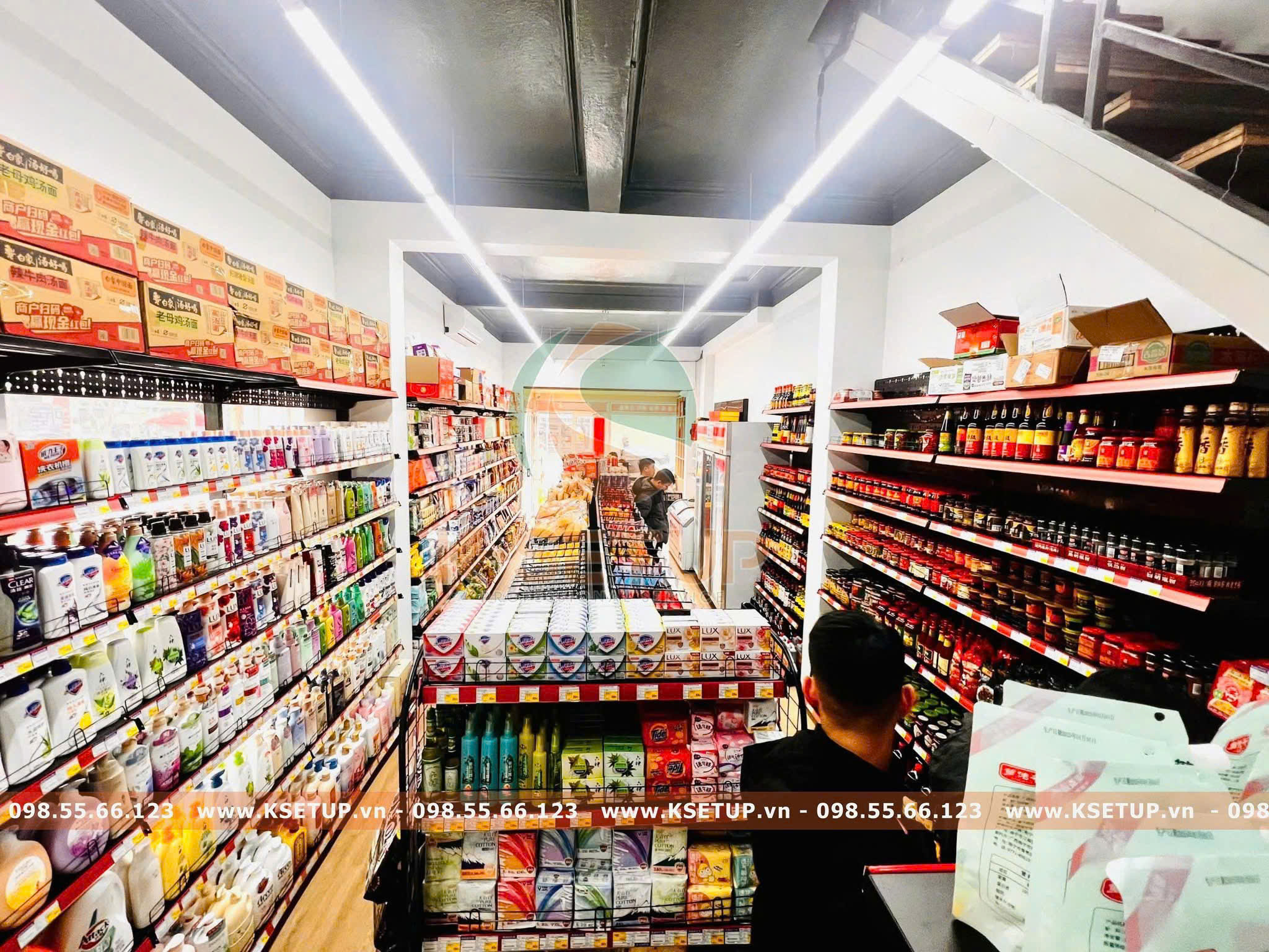 Thiết kế cửa hàng tiện lợi 24h