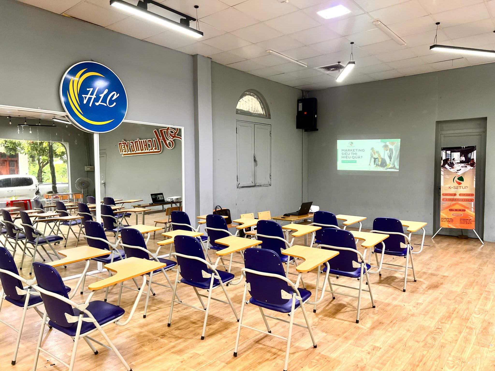 đào tạo nhân viên siêu thị